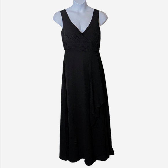 Faship Black A-Line V-Neck Sleeveless Ruched Gown Size 10 NWT - Picture 1 of 8